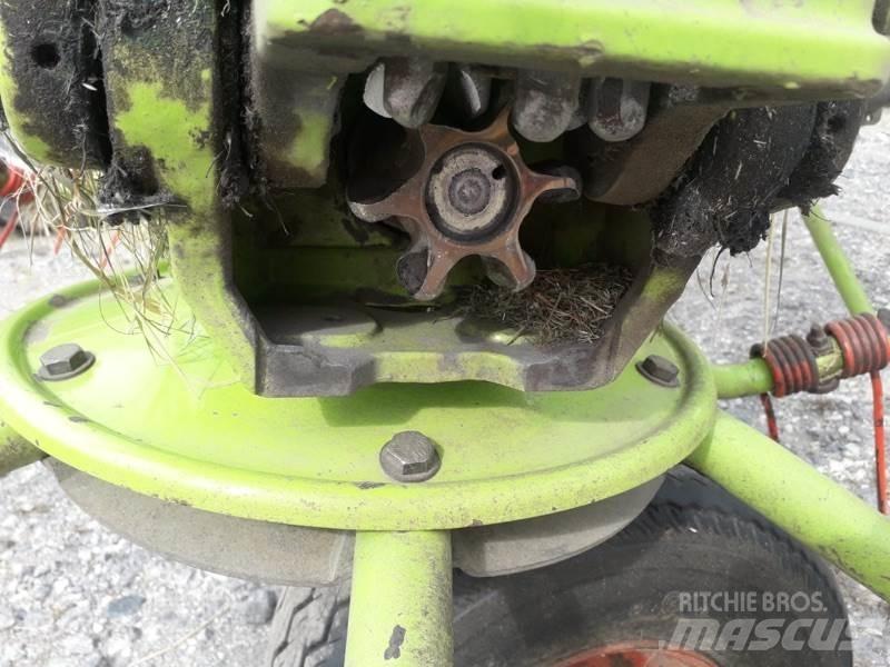 CLAAS VOLTO 1100 مكابس وميبسات التبن