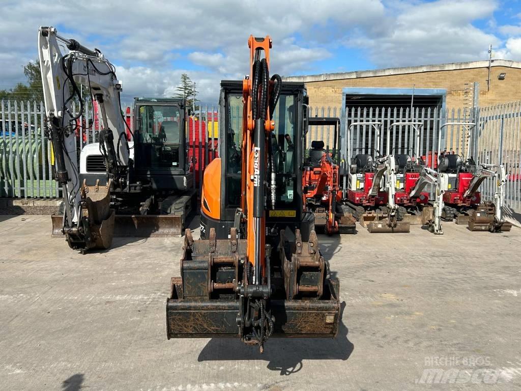 Doosan DX 27 Z حفارات صغيرة أقل من 7 طن (حفارات صغيرة)