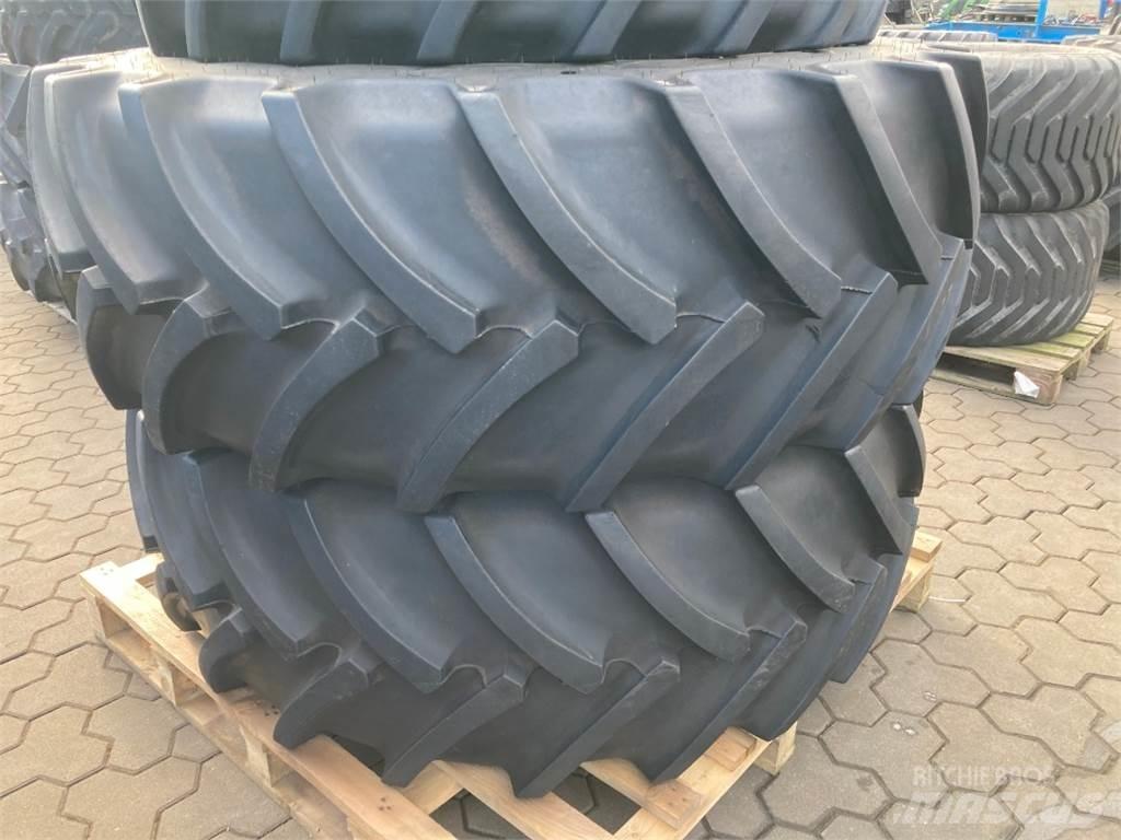 Mitas 2x 600/65R38 ملحقات أخرى للجرارات