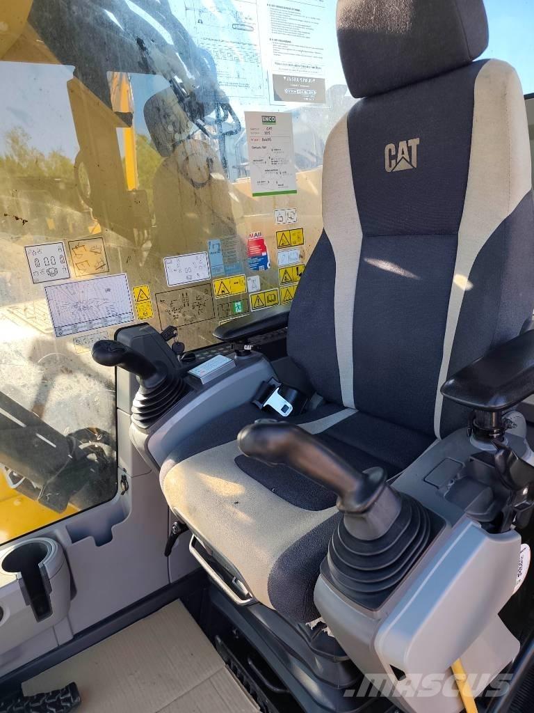 CAT 325 FL CR حفارات زحافة