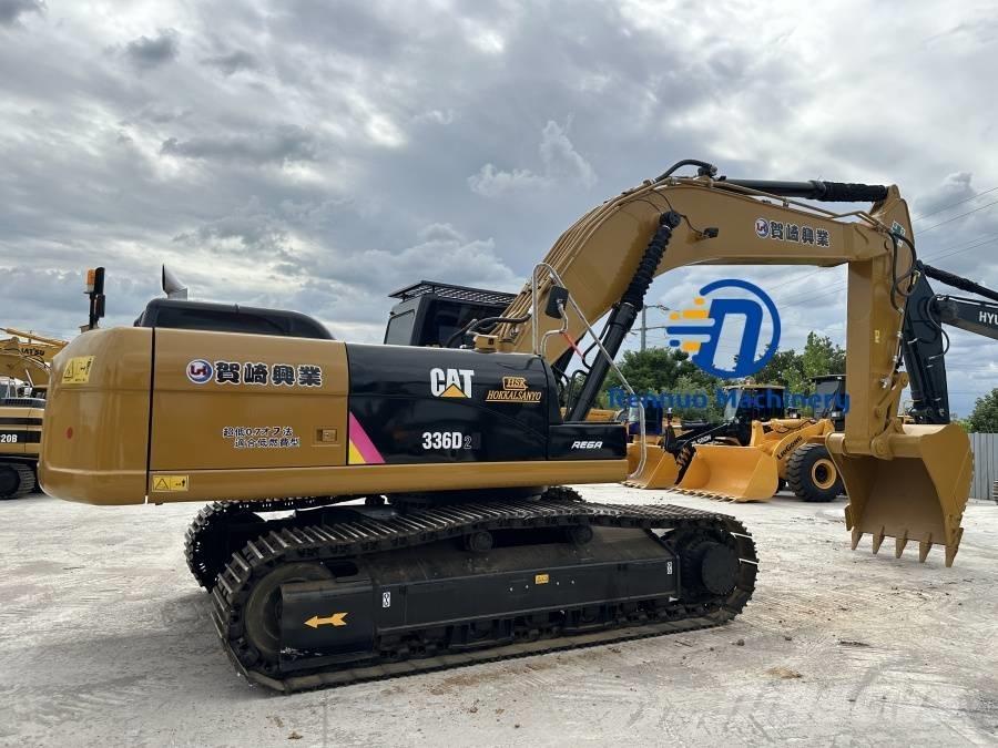 CAT 336D2 حفارات زحافة
