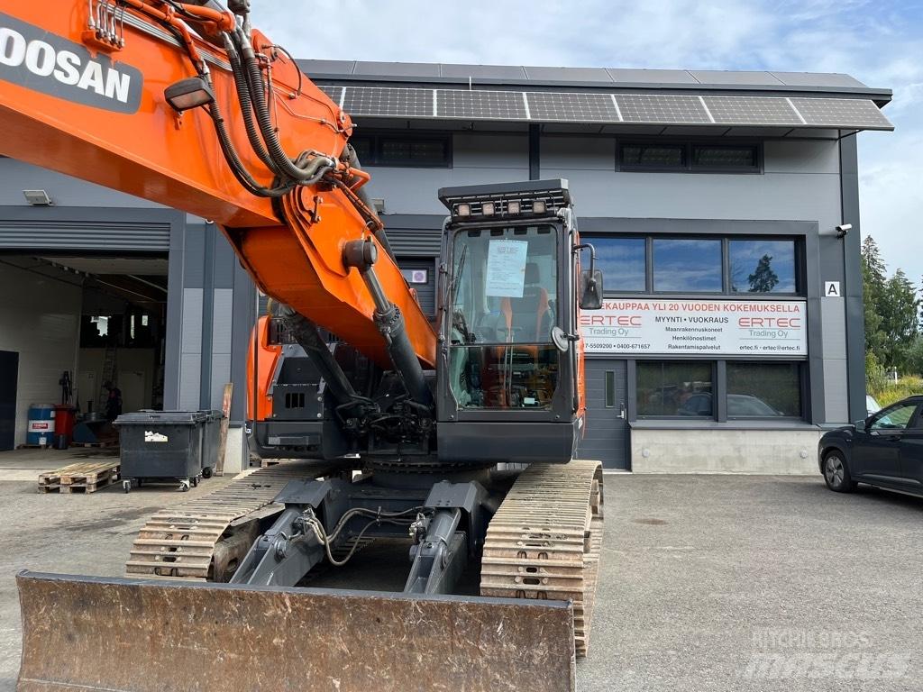 Doosan DX 235 LCR-5 حفارات زحافة