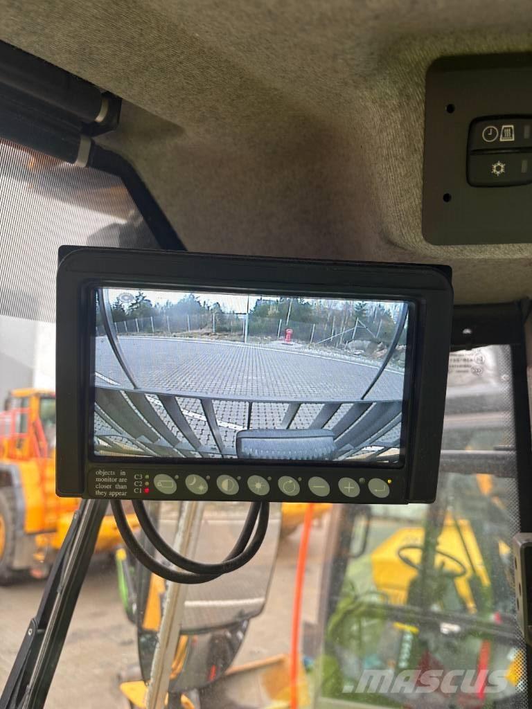 Volvo L90H لوادر بعجل