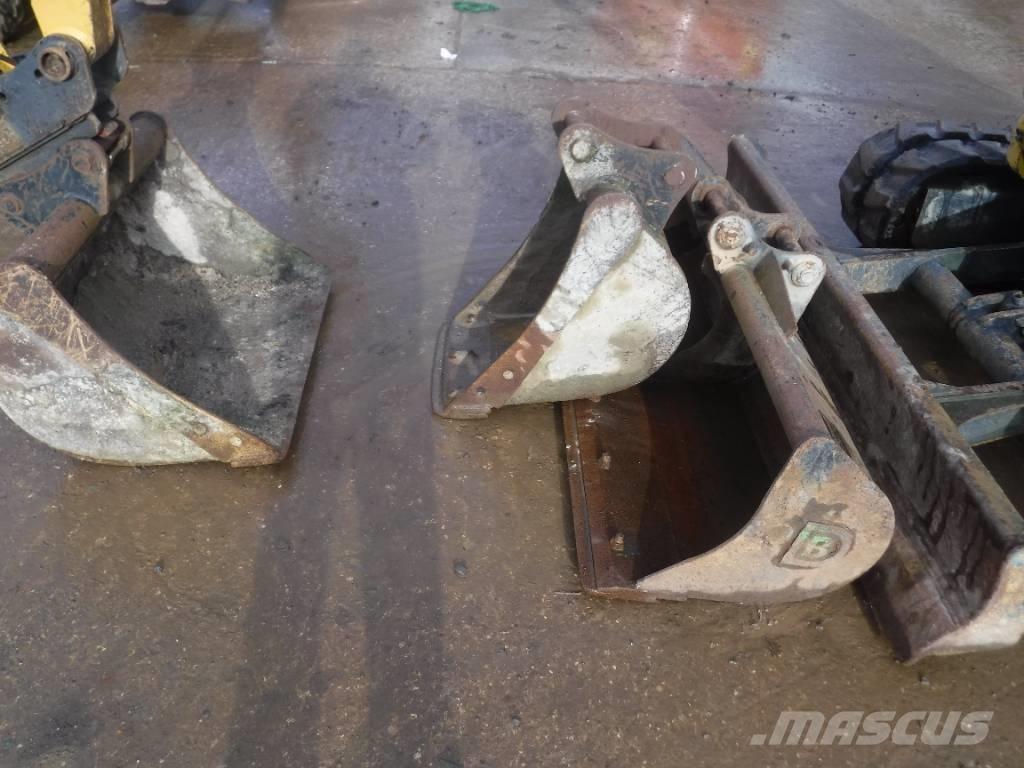 Komatsu PC 55 MR-3 حفارات صغيرة أقل من 7 طن (حفارات صغيرة)