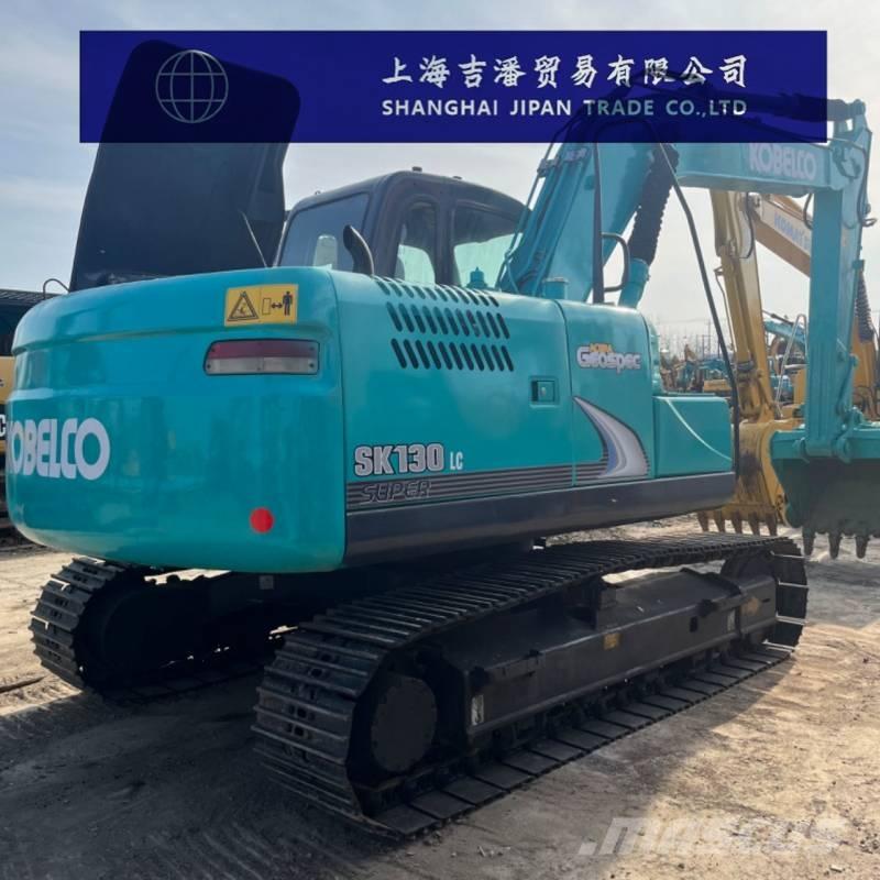 Kobelco SK 130 حفارات زحافة