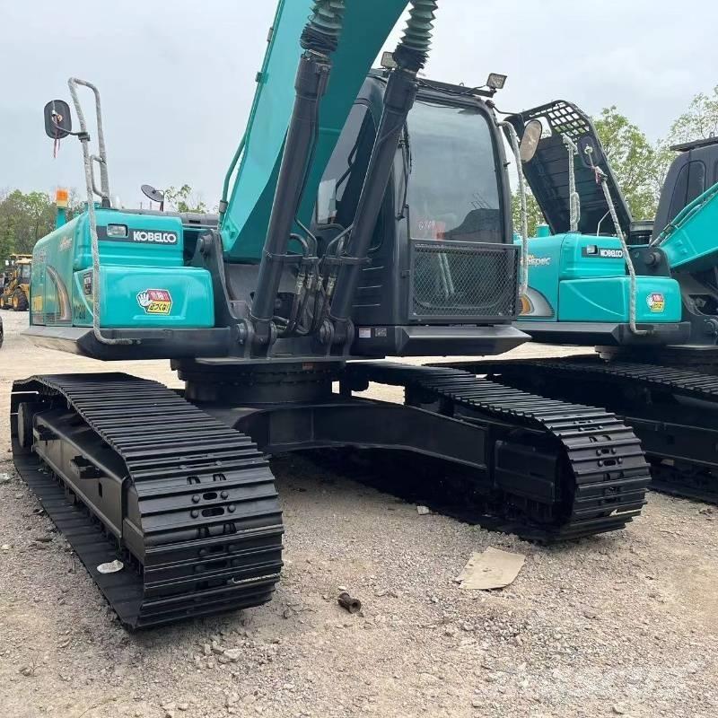 Kobelco SK 200 حفارات زحافة