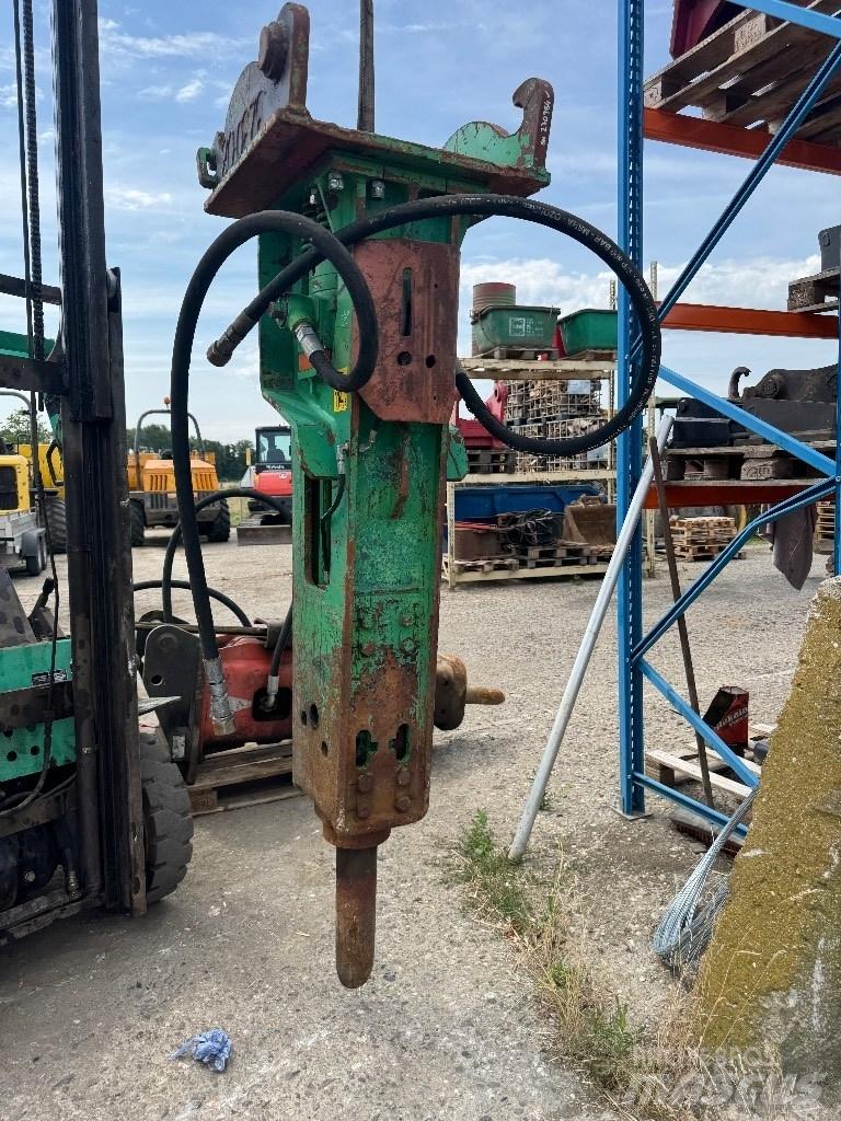 Montabert V 1200 BRH مطارق دق خوازيق هيدروليكية