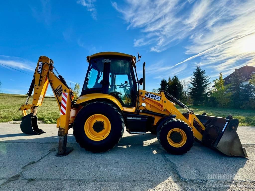 JCB 3CX لوادر ذات جرافات عكسية