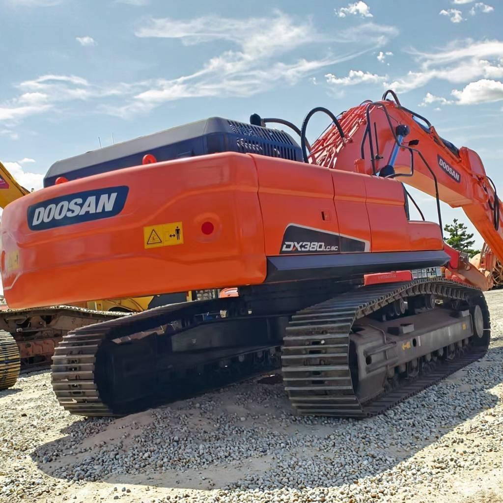 Doosan DX 380 LC حفارات زحافة