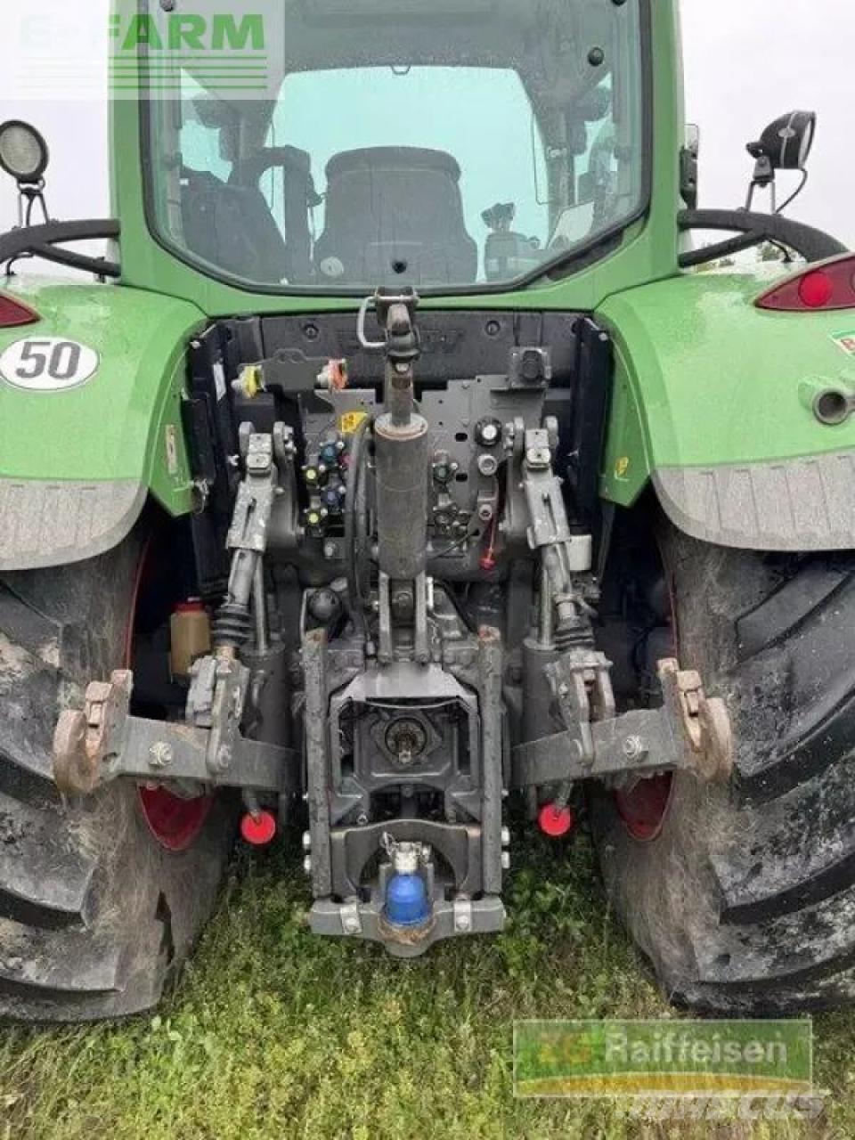Fendt 724 vario الجرارات