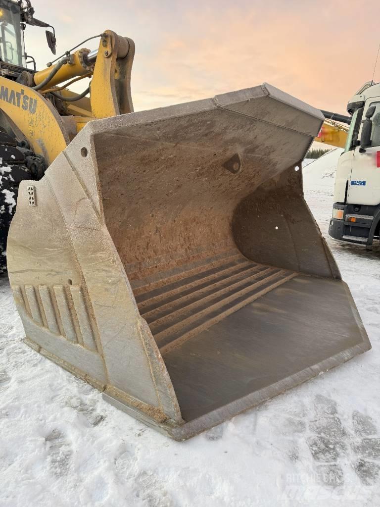 Komatsu WA 500- 8 لوادر بعجل