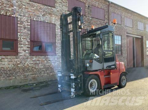 Kalmar DCF 55-6 H شاحنات الديزل