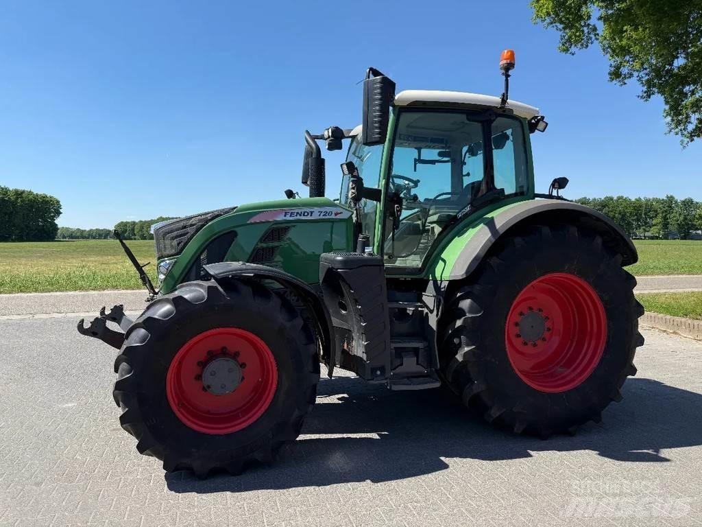 Fendt 720 s4 profi الجرارات