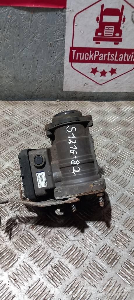 Scania R 440   1879274 مكابح
