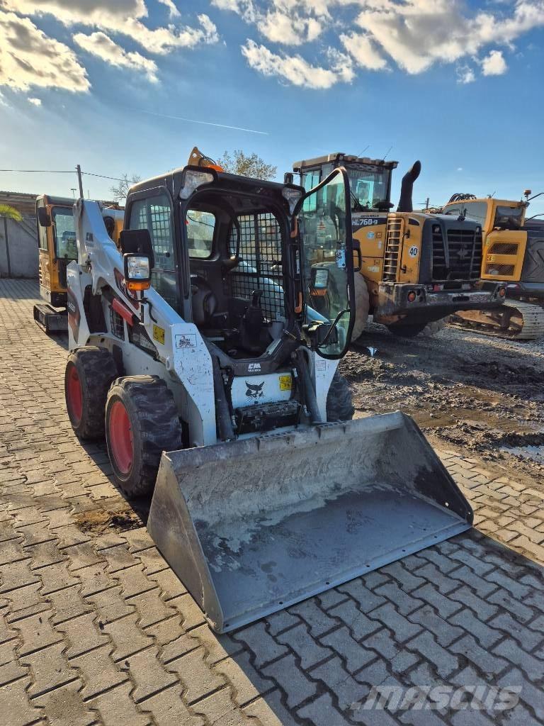 Bobcat S 530 لوادر انزلاقية التوجيه