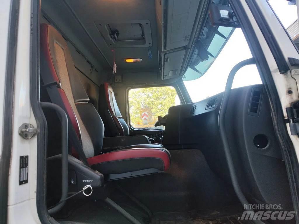 Volvo FMX 370 4x2 وحدات الجر