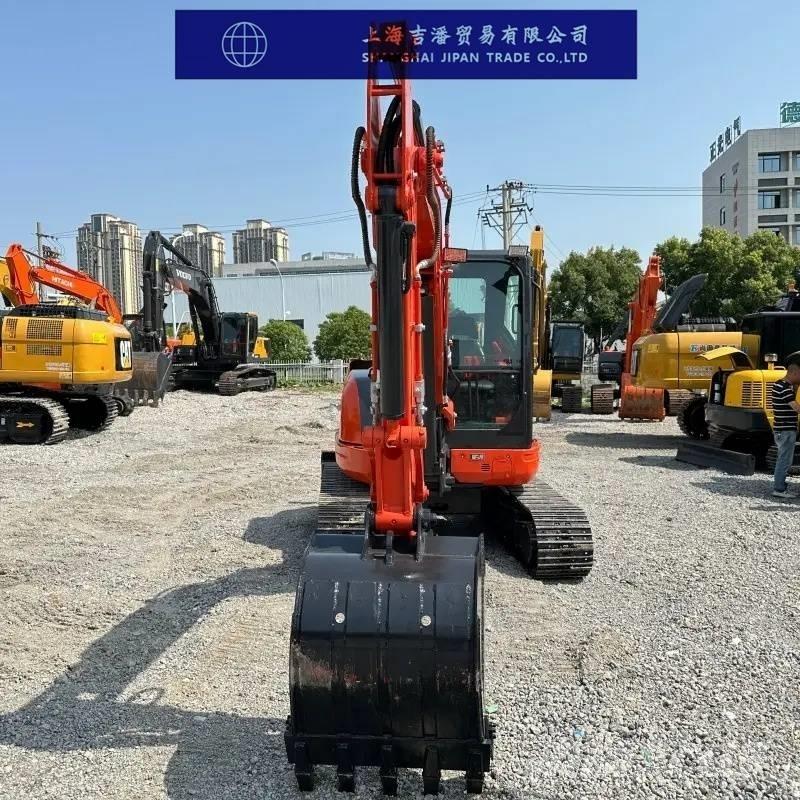 Kubota KX 155 حفارات زحافة