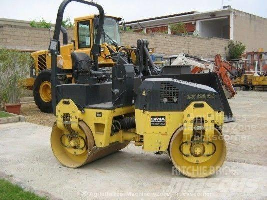 Bomag BW 138 AD مداحل ثنائية الاسطوانة