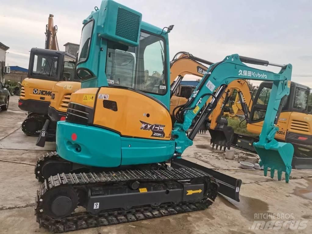 Kubota KX 135 حفارات صغيرة أقل من 7 طن (حفارات صغيرة)