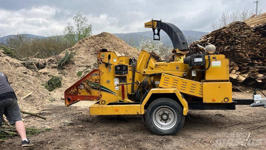 Vermeer BC 1200 XL ماكينات تقطيع أخشاب الحراجة