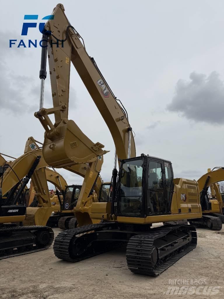 CAT 320 حفارات زحافة