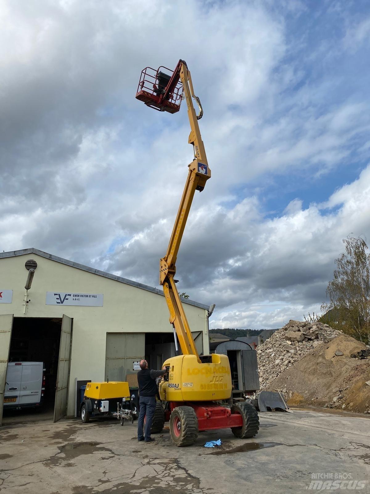 JLG 450 AJ II رافعات سلة مفصلية