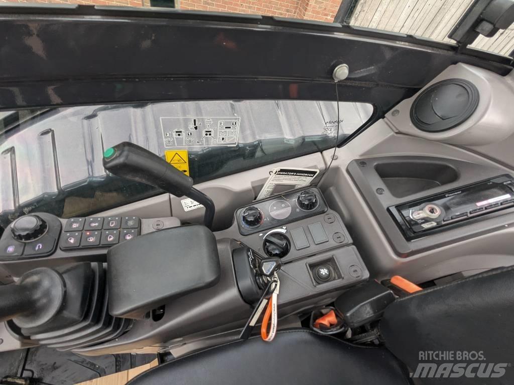 Kubota U 56-5 حفارات صغيرة أقل من 7 طن (حفارات صغيرة)