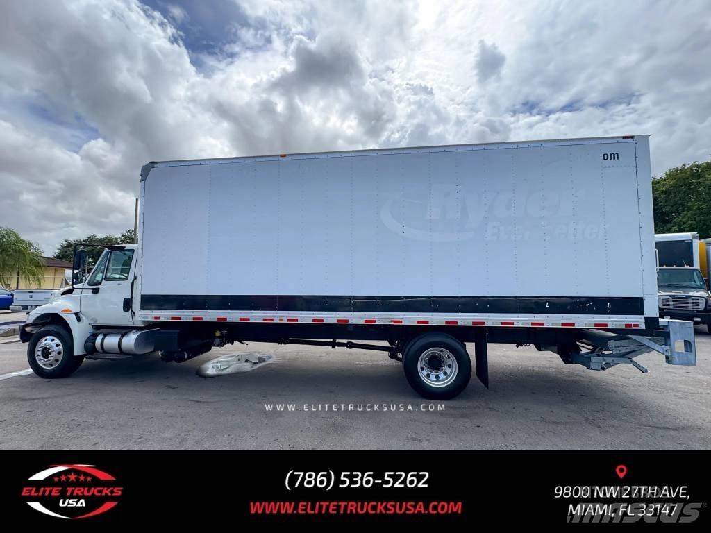 International 4300 شاحنات أخرى