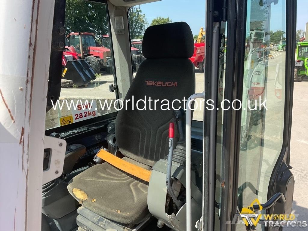 Takeuchi TB 230 حفارات صغيرة أقل من 7 طن (حفارات صغيرة)