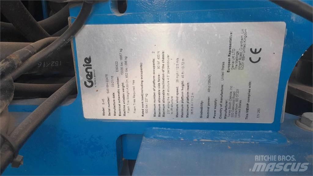 Genie S45 رافعات سلة تلسكوبية