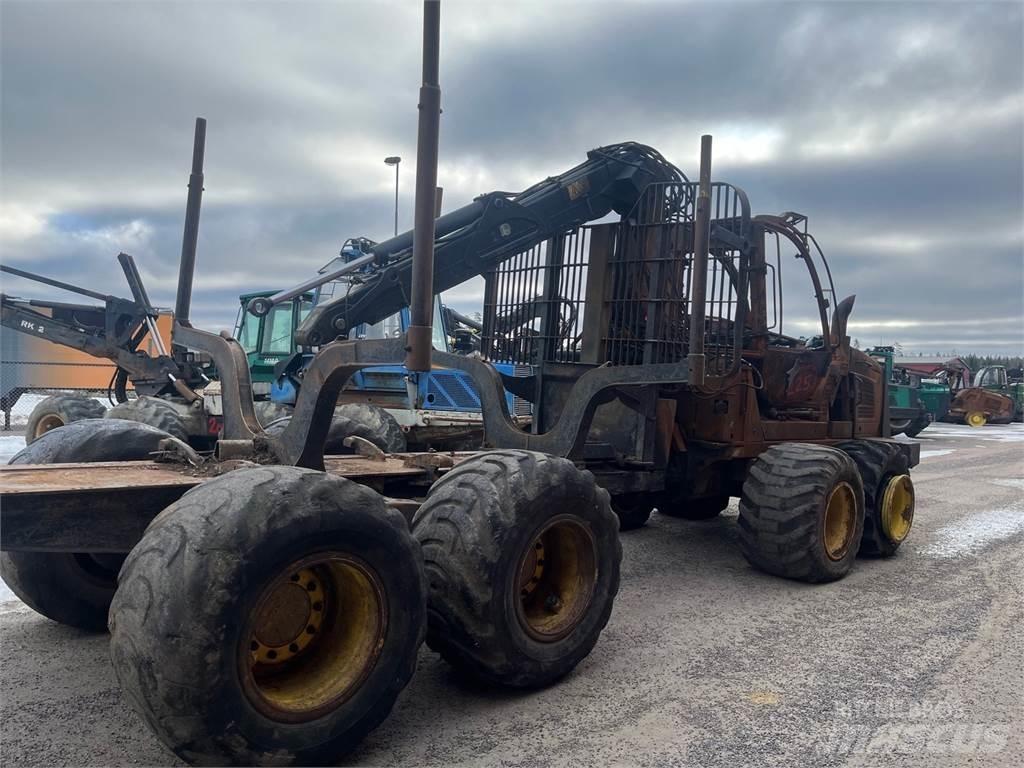 John Deere 1110E شاحنات
