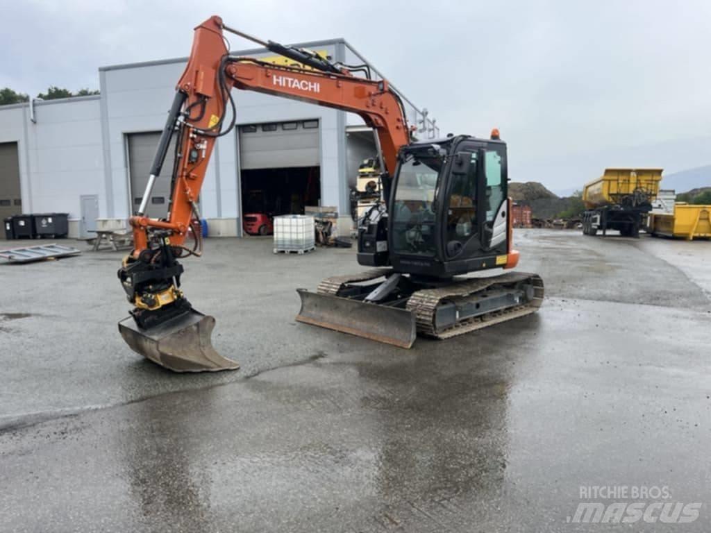 Hitachi ZX 85 US-6 حفارات وسط 7 طن - 12 طن