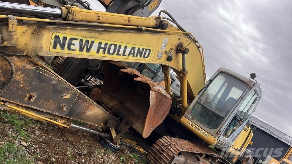 New Holland E 215 B محركات