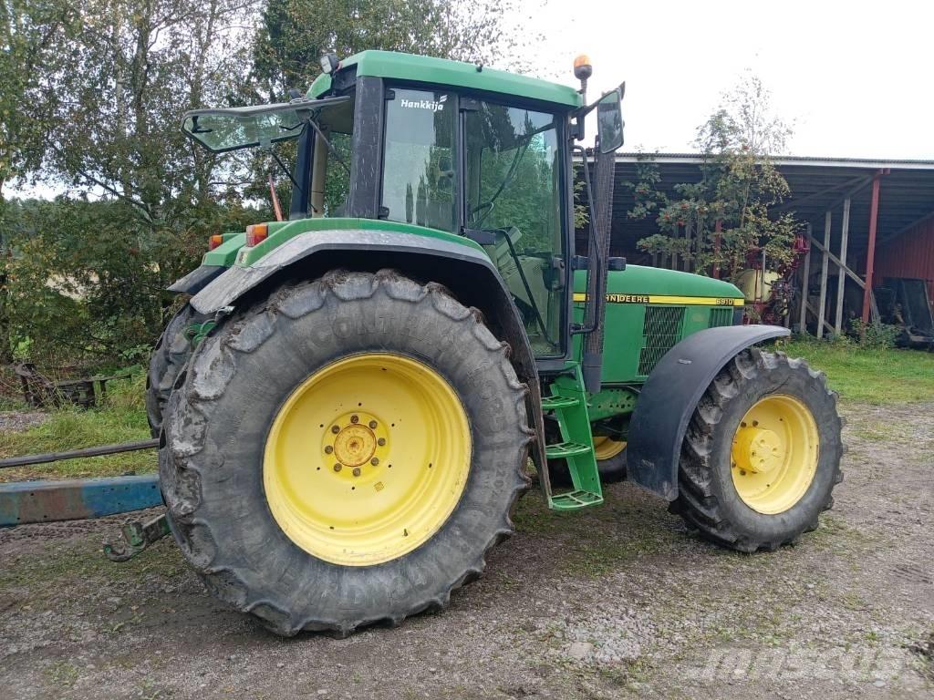 John Deere 6910 الجرارات