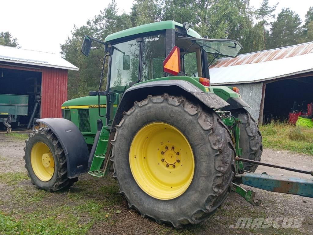 John Deere 6910 الجرارات