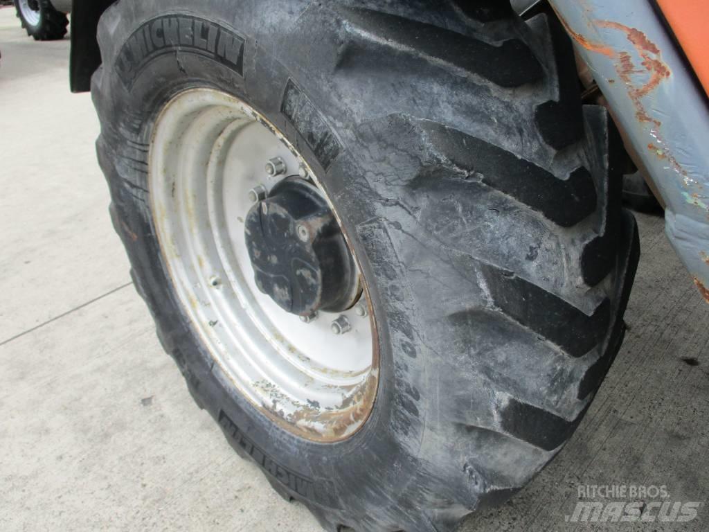 JLG 3512 (791) مناولات متداخلة