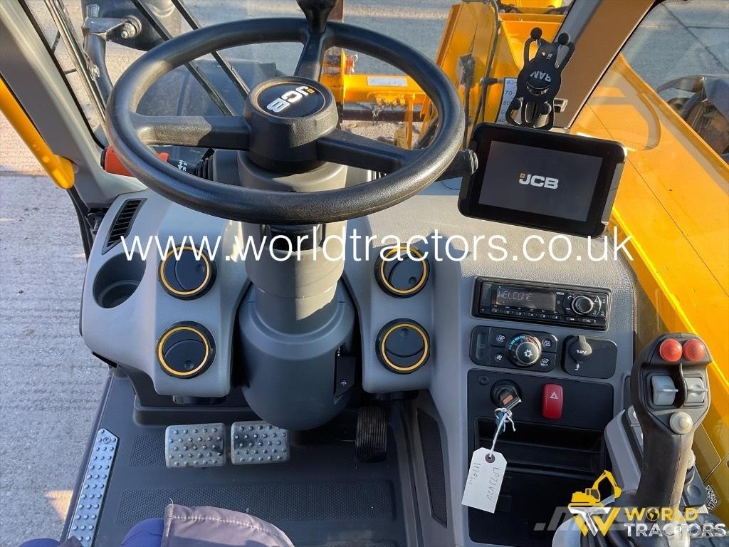 JCB 542-70 Agri Pro معدات مناولة لأغراض الزراعة
