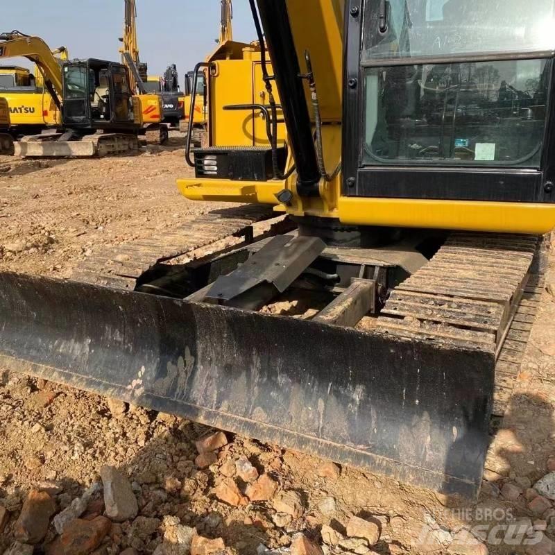 CAT 307 حفارات زحافة