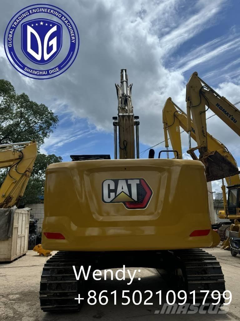 CAT 323 حفارات زحافة