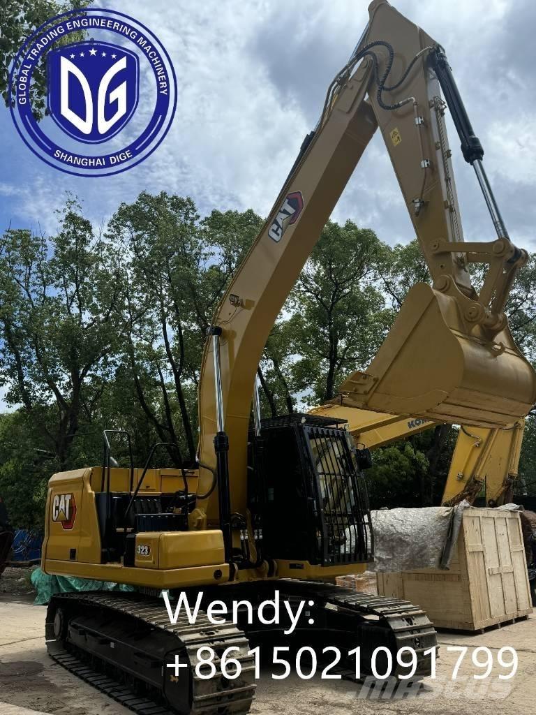 CAT 323 حفارات زحافة