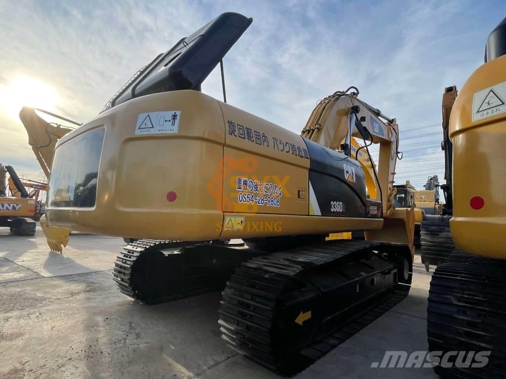 CAT 336 D2 حفارات زحافة