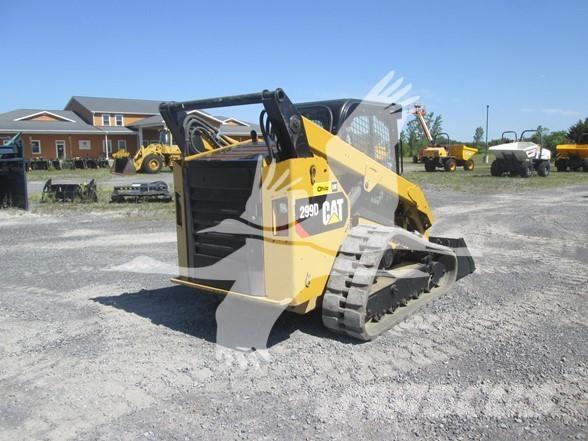 CAT 299D لوادر انزلاقية التوجيه