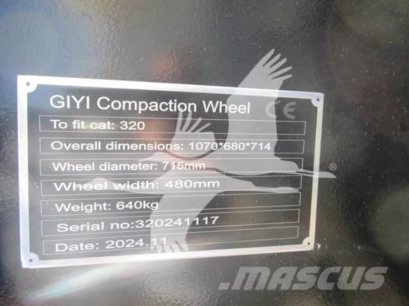  GIYI CAT 320 الإطارات والعجلات والحافات
