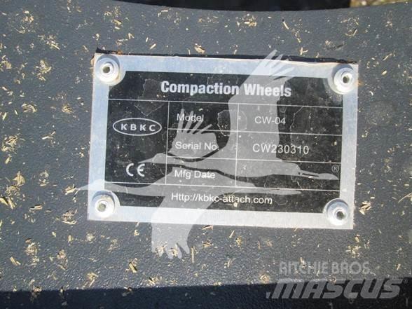  KBKC CW-04 الإطارات والعجلات والحافات