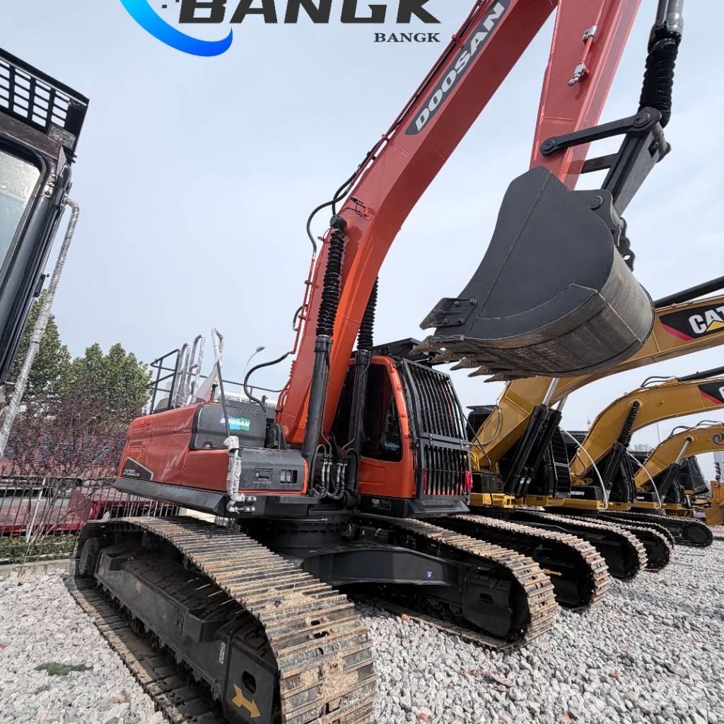 Doosan DX 300 LC حفارات زحافة