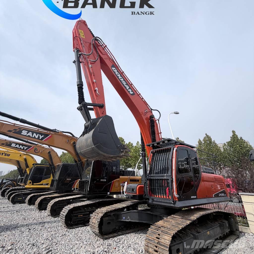 Doosan DX 300 LC حفارات زحافة