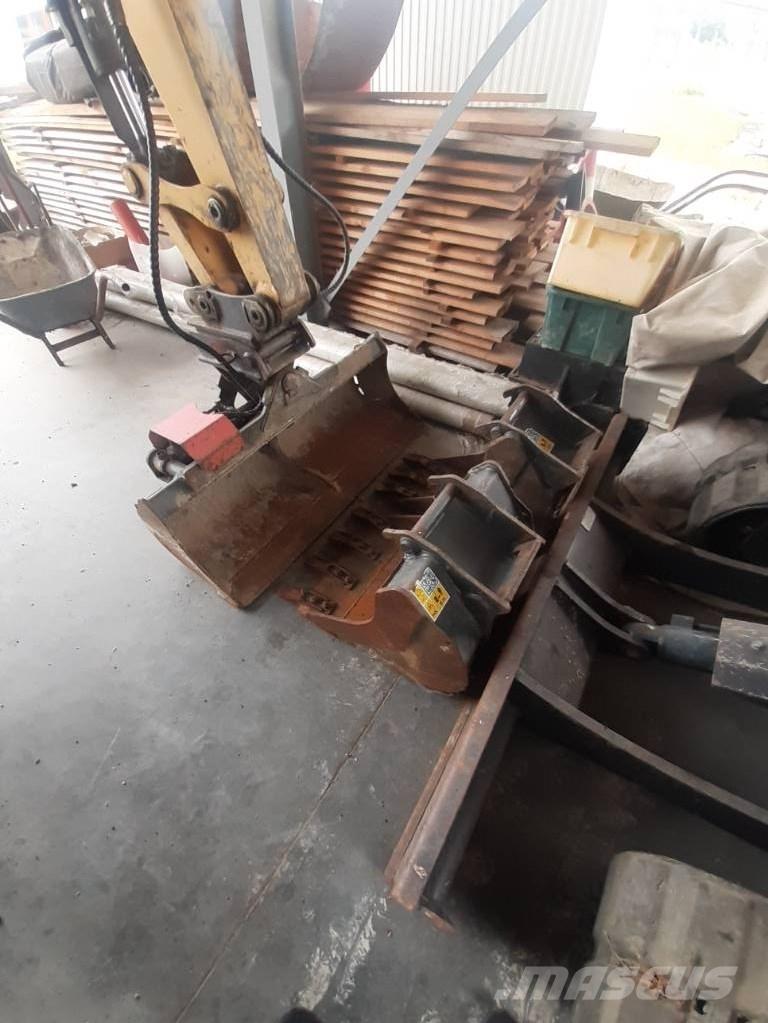Yanmar Vio 33 حفارات صغيرة أقل من 7 طن (حفارات صغيرة)