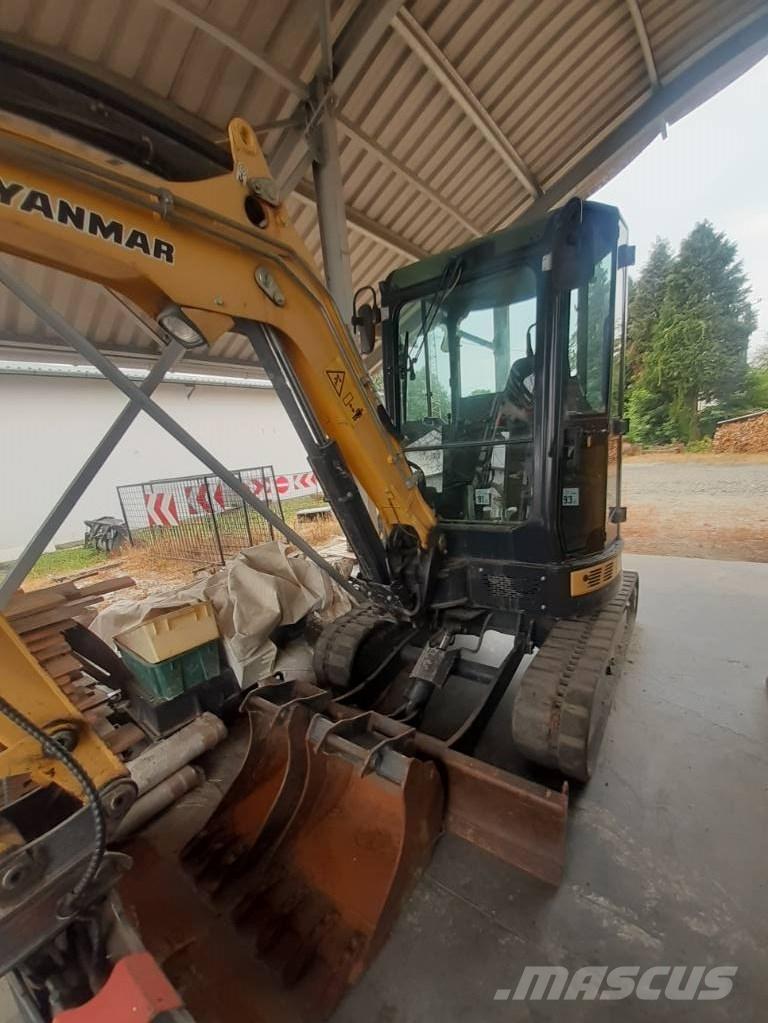 Yanmar Vio 33 حفارات صغيرة أقل من 7 طن (حفارات صغيرة)