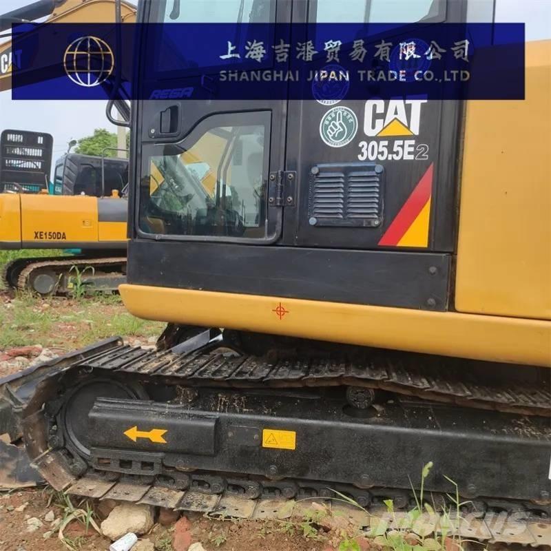 CAT 305.5 حفارات زحافة