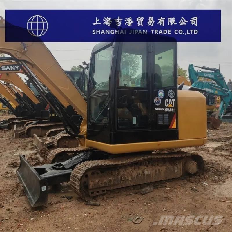 CAT 305.5 حفارات زحافة